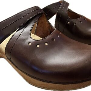 Dansko Susana Brown Leather Clogs / Mules